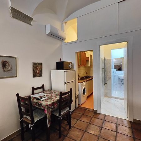 Navona & Castel Sant'Angelo Whole Holiday Apartment Da Pamino & Priscilla 罗马 外观 照片